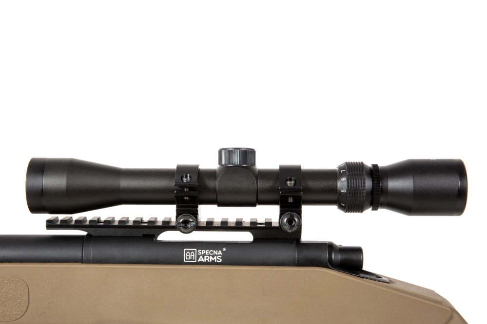 Airsoftová odstřelovací puška SA-S03 CORE™ s optikou a dvojnožkou - tan