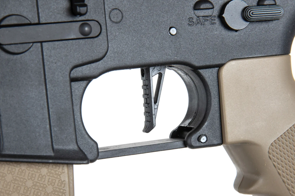 Specna Arms SA-C19 CORE™ Daniel Defense® HAL™ ETU Half-Tan ASG Karabijn