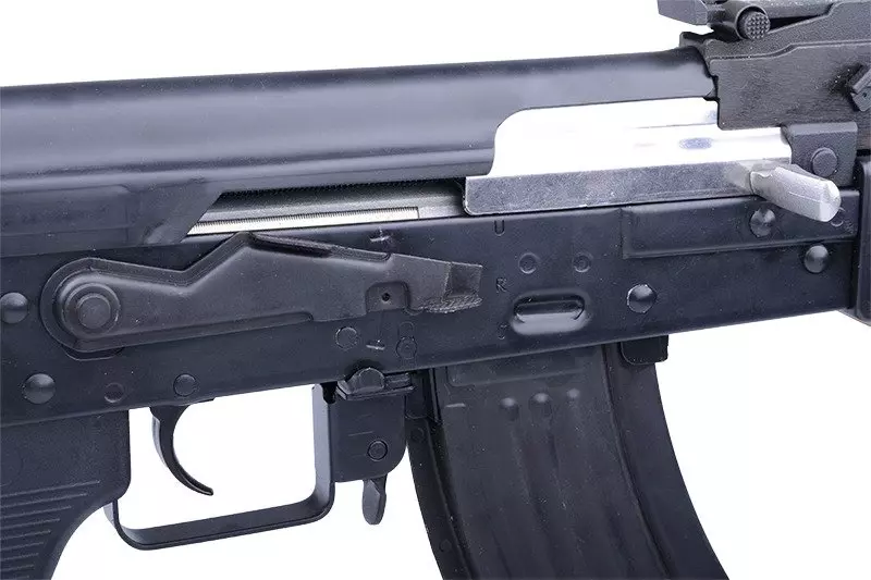 Réplica del fusil de asalto M70 AB2A 