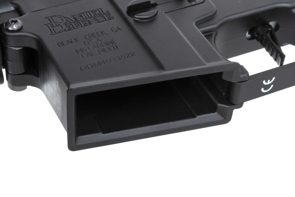 Specna Arms Daniel Defense® MK18 SA-E19 EDGE™ HAL ETU Pouze pro jednu střelbu airsoft puškaa černá