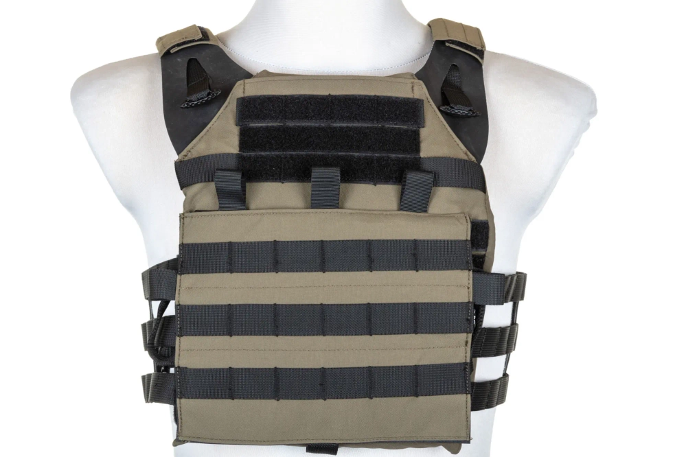Specna Arms taktická vesta typu Plate Carrier s útočným panelem Ranger Green