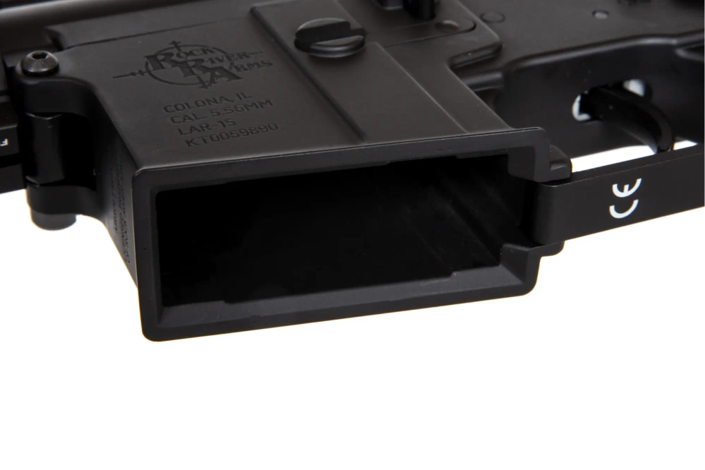 Fusil d'assaut airsoft Specna Arms RRA & SI SA-E17-L EDGE™ Light Ops Stock Noir