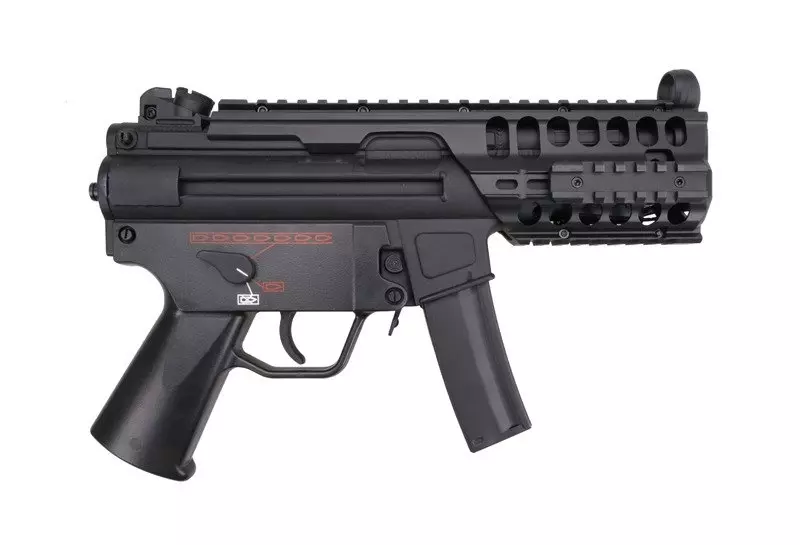 Réplica del subfusil JG202