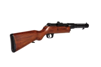 La ametralladora de airsoft MP18 - real wood