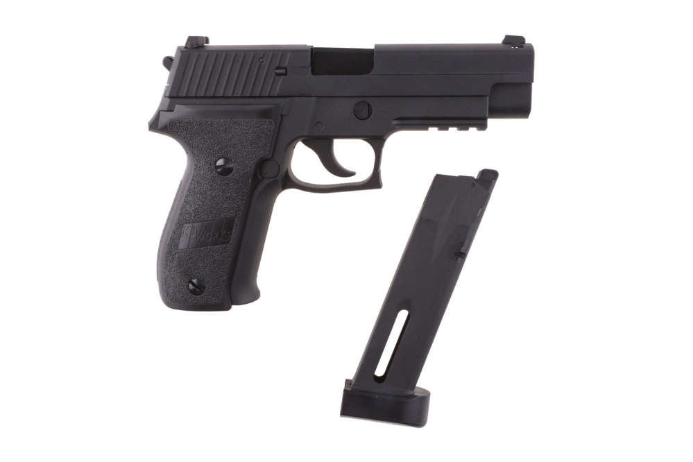Replika pistoletu KP-01 (CO2)