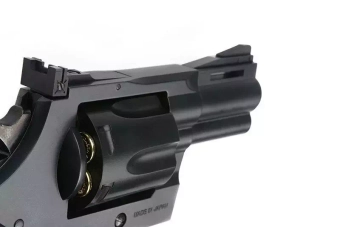 Python 357 mag revolver replica. - 2,5 inch