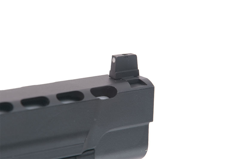 Replika pistoletu KWC 483 (CO2) (OUTLET)
