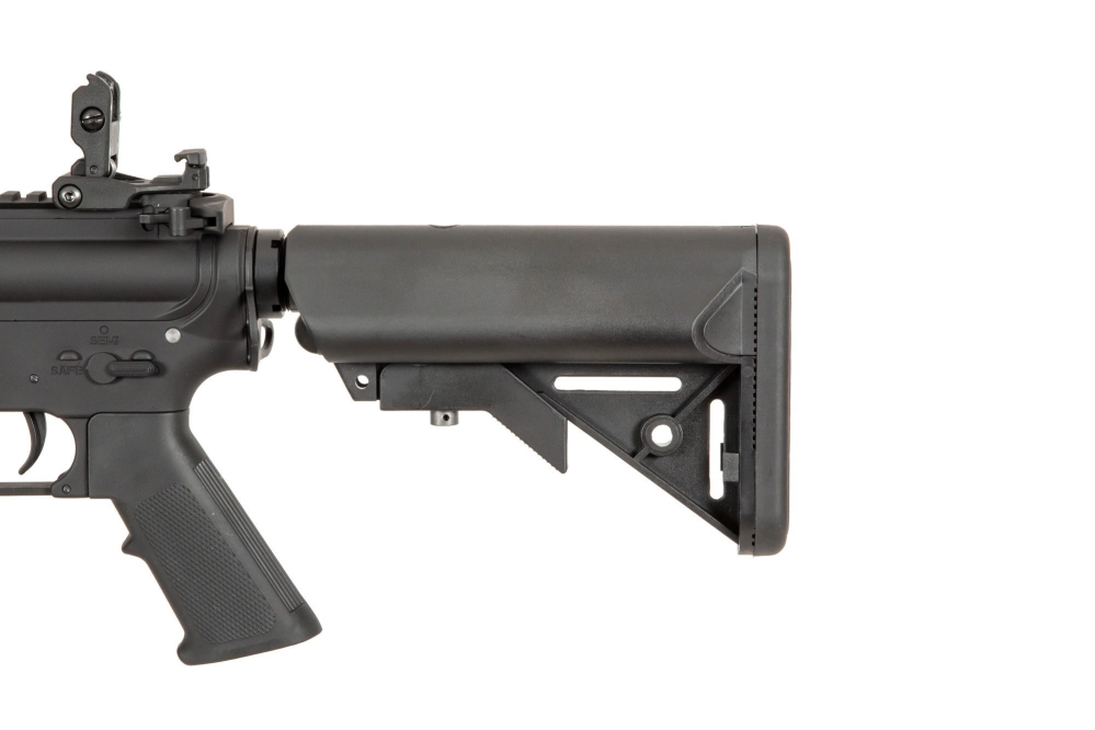 Replika karabinka Daniel Defense® MK18 SA-E19 EDGE™ - czarna