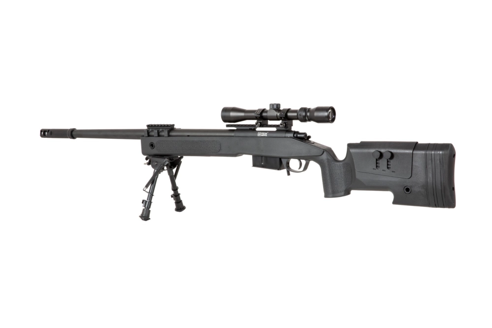 Airsoftová odstřelovací puška SA-S03 CORE™ s optikou a dvojnožkou - černá