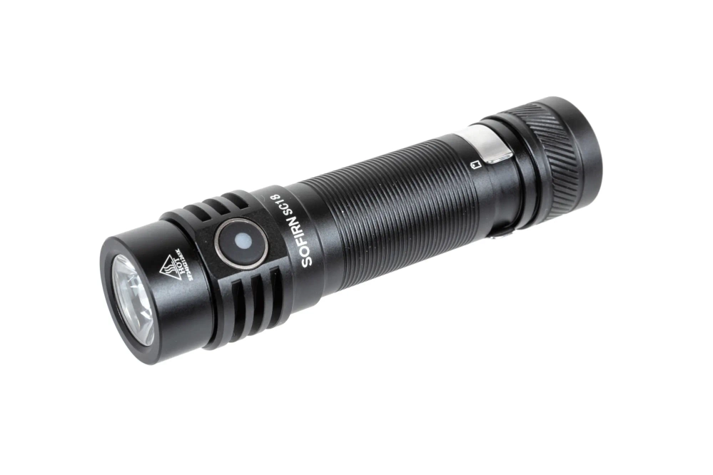 Sofirn SC18 zaklamp met oplaadbare batterij Zwart