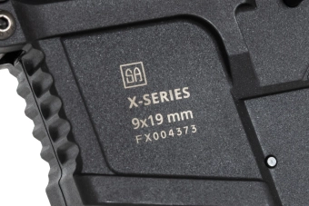 airsoft Specna Arms SA-FX01 FLEX™ HAL ETU samopal černý s oranžovým výmetným zařízením
