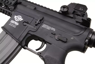 CM16 Raider-L airsoft rifle - black