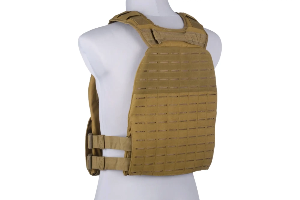 Laser-cut plate carrier type tactical vest - tan