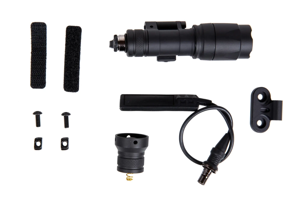 W340A Tactische Verkenningszaklamp Zwart (WD04051-BK)