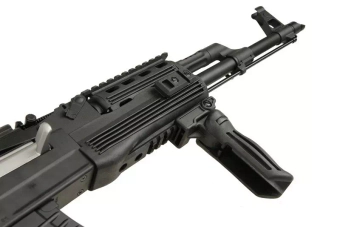 Assault rifle replica CM039C