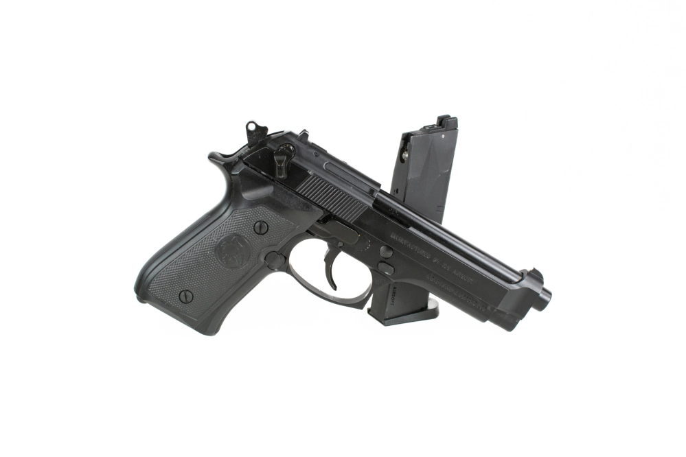 BLE-BM9 replica pistol - black (OUTLET)