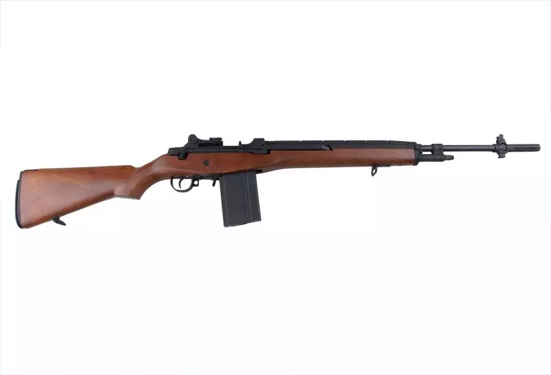 CM032 airsoft rifle - wooden style