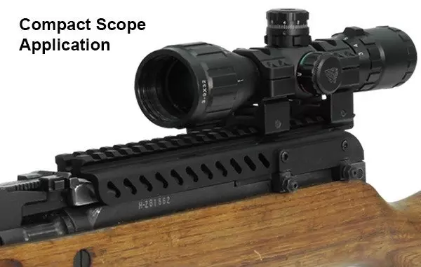 Kryt komory SKS s 22mm RIS lištou - černý