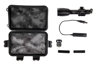 Linterna m600P scout táctico - negro