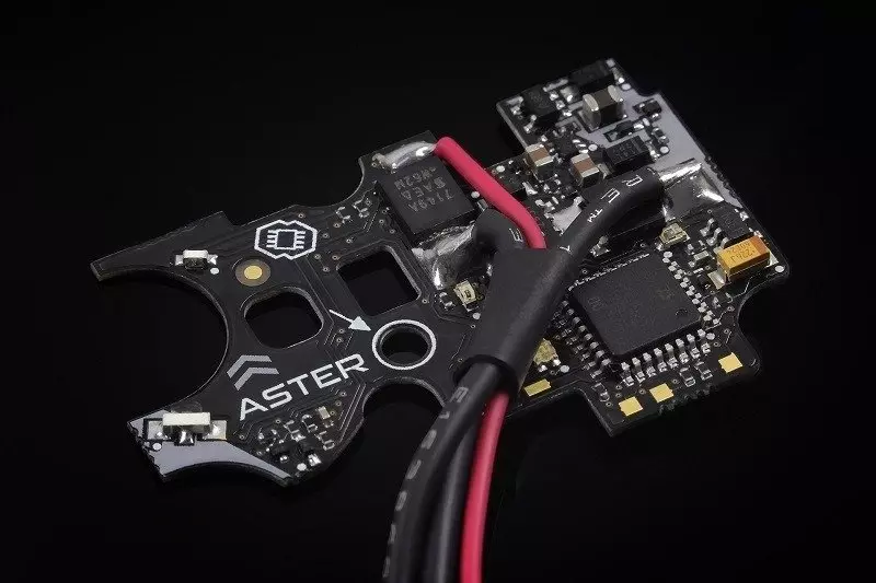 Réplica fusilrRA SA-E14 EDGE™ ASTER™ V2 Custom - negro
