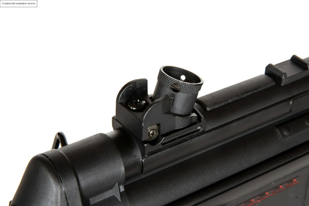 Réplica de subfusil F686SD6