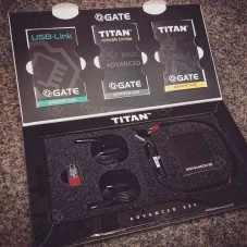 TITAN™ V2 Controller Kit [Kit complet, câbles pour l'avant]