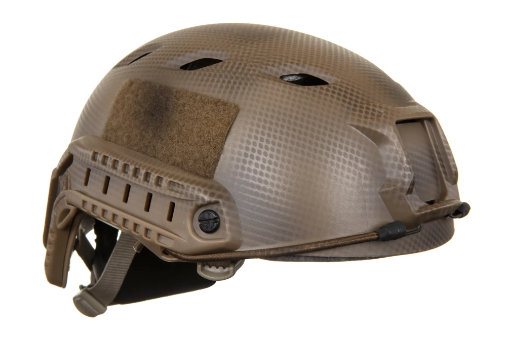 Replica van Emerson Gear BJ type helm Coyote Brown