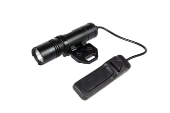 Svítilna tactical FAST 302K-BK - černý