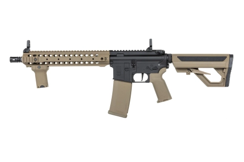 Karabinek ASG Specna Arms RRA SA-P06 Prime™ HAL™ ETU Heavy Ops Stock Wersja High Torque Half-Tan