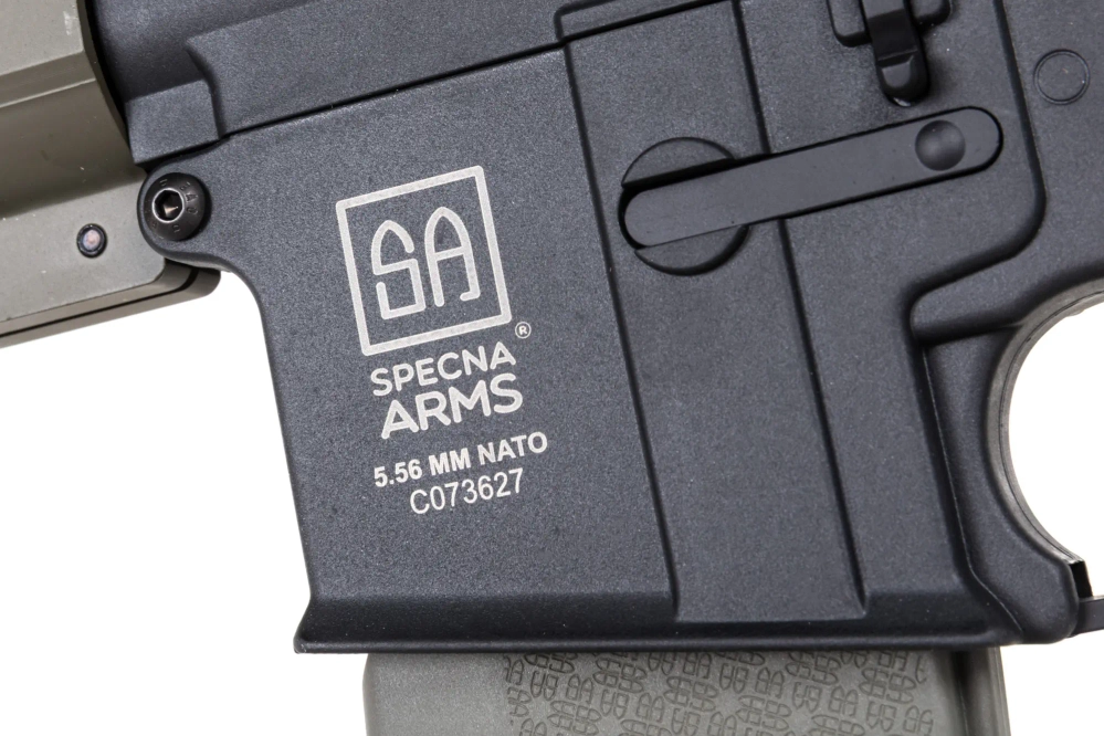 airsoft Specna Arms SA-C20-L CORE™ Culata de operaciones ligeras HAL ETU™ fusil de oliva Gen.2