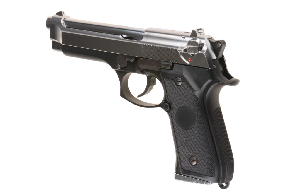 Pistola réplica del modelo militar M92F (cerradura plateada)