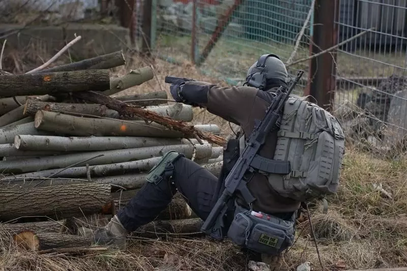 Bederní pás taktická brašna na opasek - hnědá