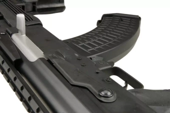 Airsoft puška útok CM039C