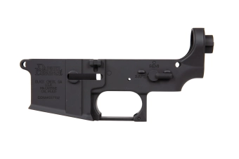 Metalowy dolny korpus Daniel Defense do serii M4 SA z systemem ESA™ - Czarny