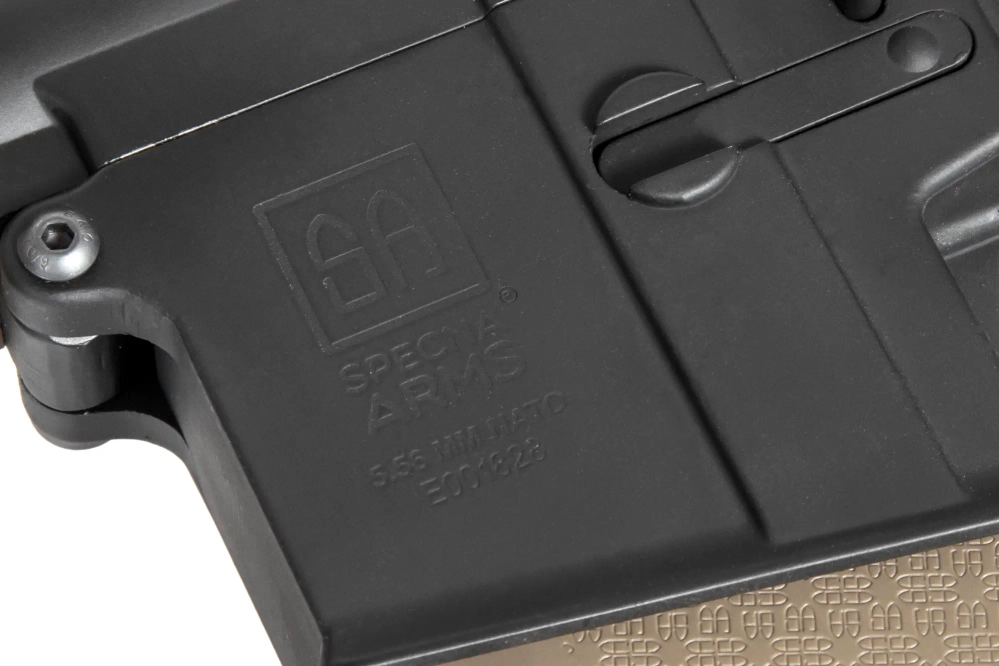 Specna Wapens SA-E12 PDW EDGE™ Half-Tan ASG Karabijn