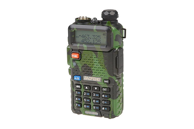 Baofeng UV-5R radio de mano de 2 canales - batería corta (VHF / UHF) - camuflaje