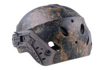SFR helmet replica - Digital Woodland