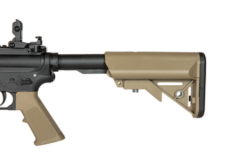 Specna Wapens SA-F02 FLEX™ POORT X-ASR 1.14 J Half-Tan ASG Karabijn