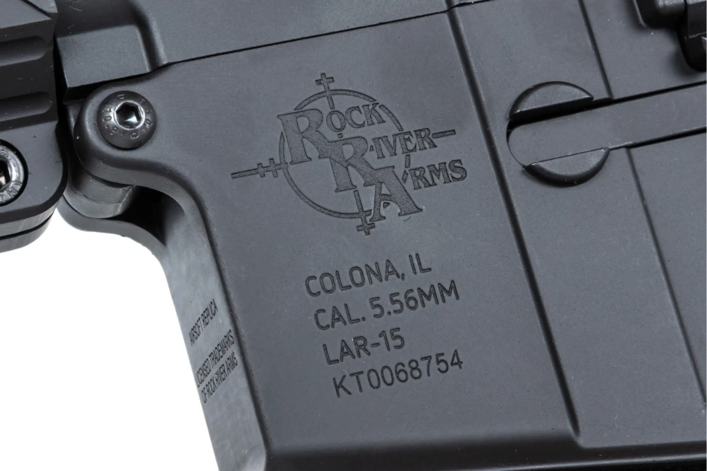 Specna Arms RRA SA-E24 HAL ETU™ airsoft Carabina Negra con dispositivo de descarga naranja