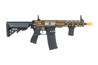 Karabinek ASG Specna Arms RRA SA-E25 HAL ETU™ Chaos Bronze z pomarańczowym urządzeniem wylotowym