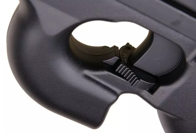 Réplica del subfusil D90H