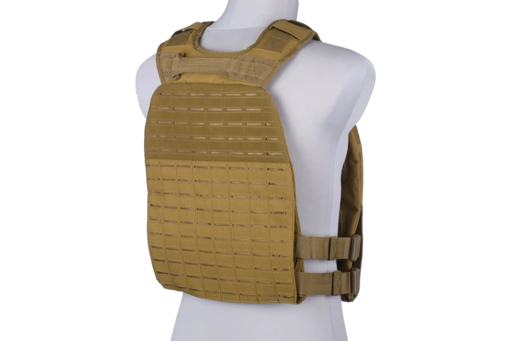 Laser-cut plate carrier type tactical vest - tan