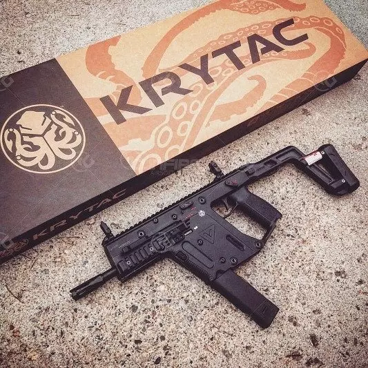  Réplica del subfusil KRISS Vector