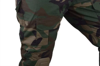 Set uniformeowy Combat Uniforme - bosque