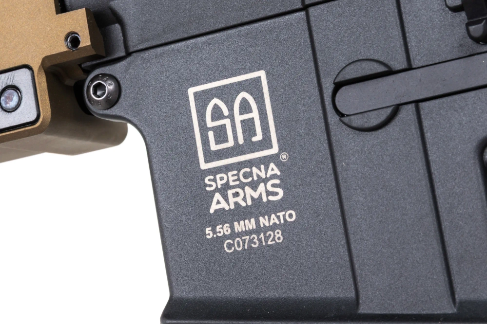 Specna Arms SA-C22 CORE™ HAL ETU™ Gen.2 Carabina airsoft Caos Bronce