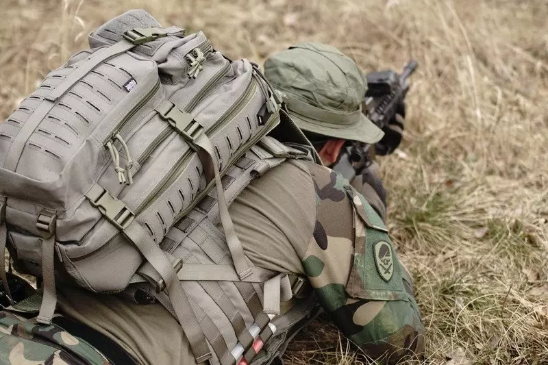 Plecak typu Assault Pack Laser-Cut USB - oliwkowy