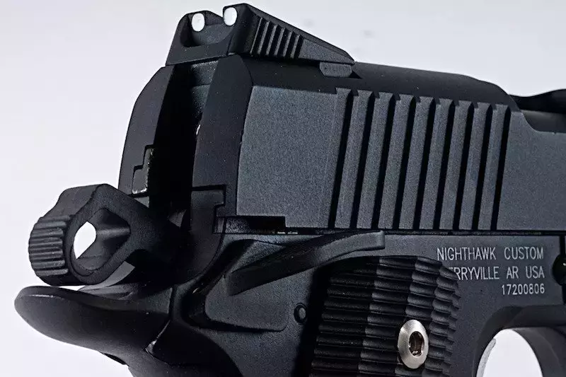 Replika pistoletu Nighthawk Covert Ops