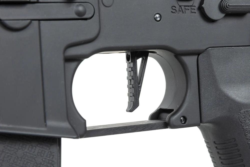 Specna Arms SA-E06 EDGE™ HAL™ ETU Zware Ops Kolf Zwart ASG Karabijn