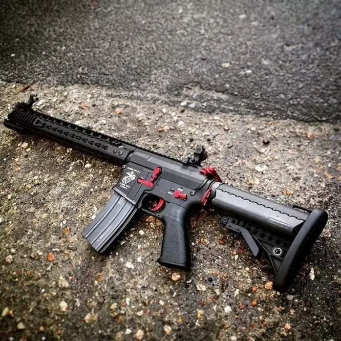 SA-V26 ONE™ Carbine Replica - Red Edition