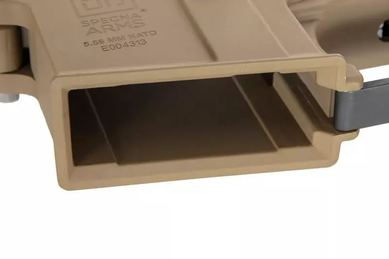 Replika karabinka SA-E12 EDGE™ - Full-Tan